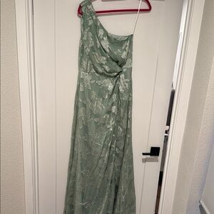 Lulu's Green Floral Maxi Dress